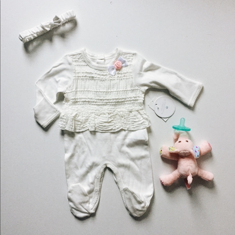 Edgehill Collection footie w/ lace & headband